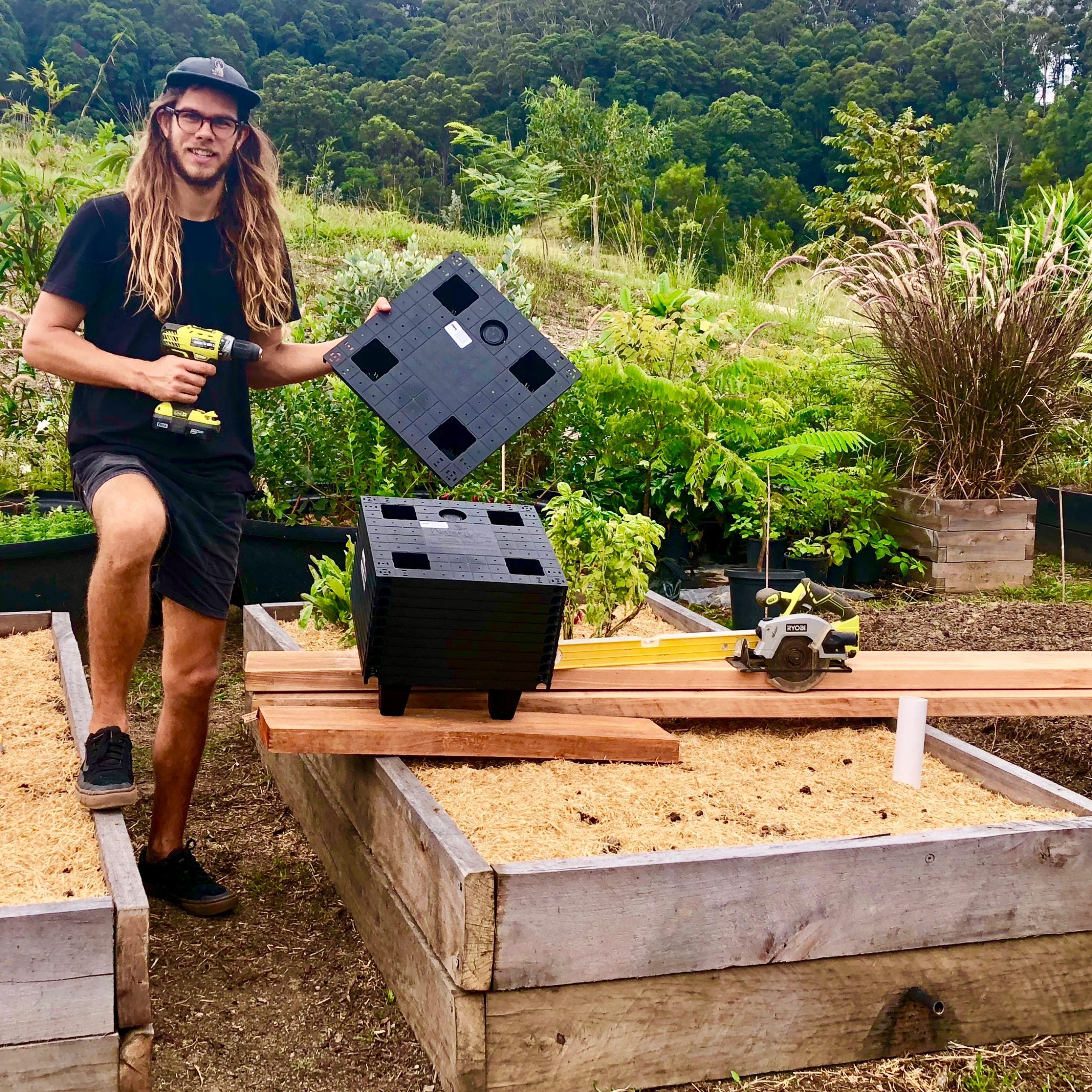 Sustainable Gardens With WaterUps Wicking Solutions