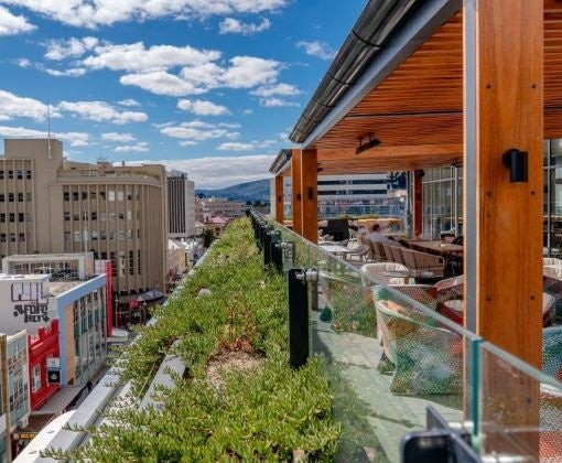 WaterUps reduces maintenance costs at Crowne Plaza, Hobart